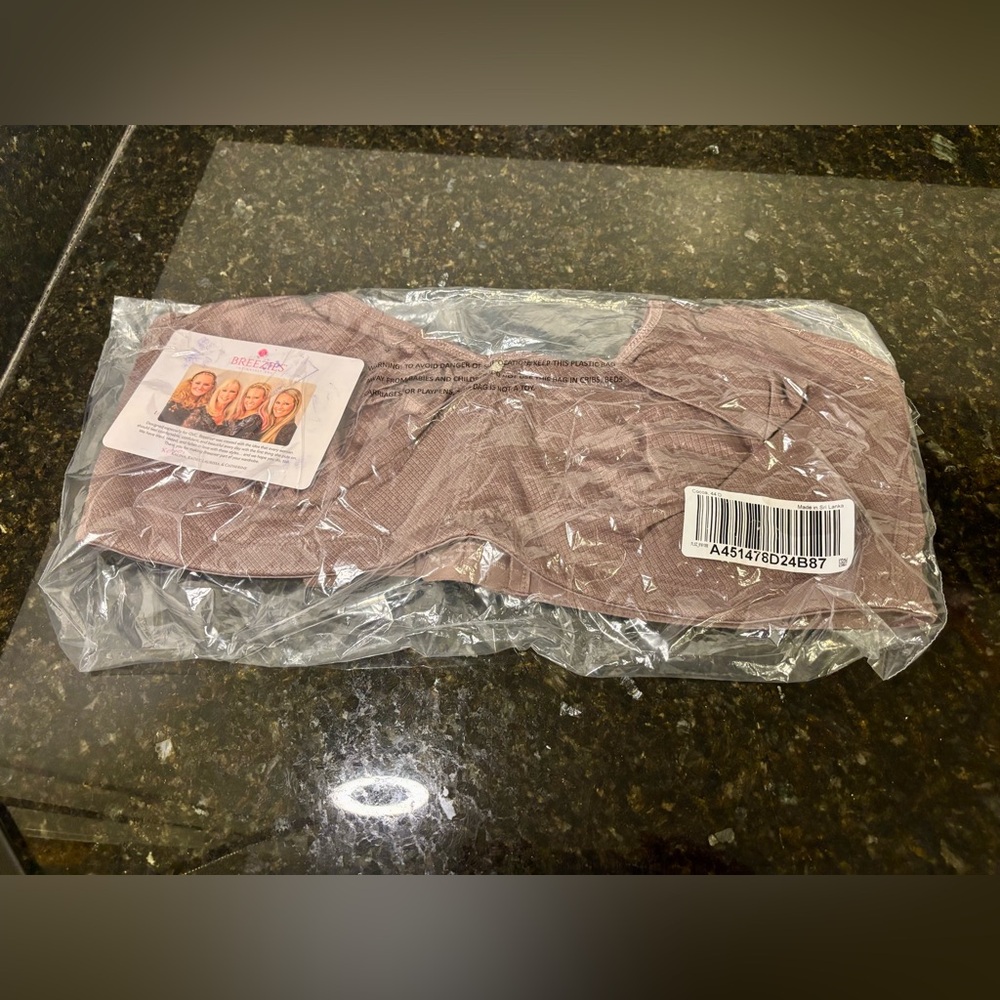 BREEZIES NIP Cocoa Brown Underwire Bra